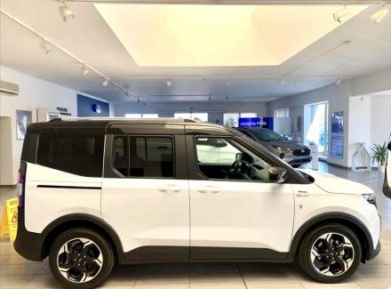 Ford - Tourneo Courier