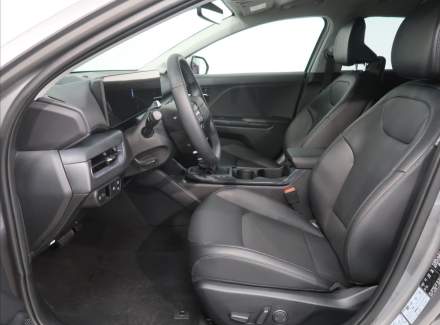 Kia - K4