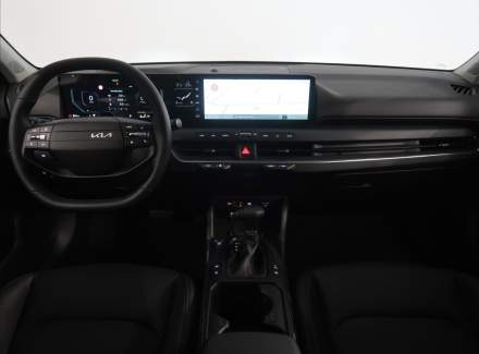 Kia - K4