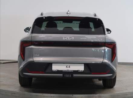Kia - K4