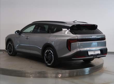 Kia - K4