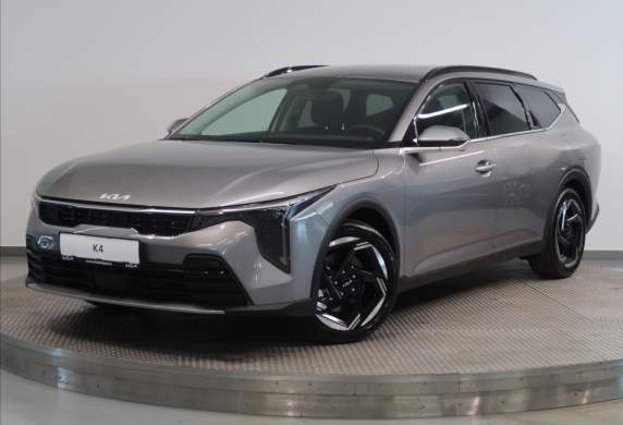 Kia - K4