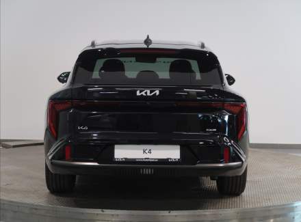 Kia - K4