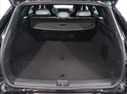 Kia - K4