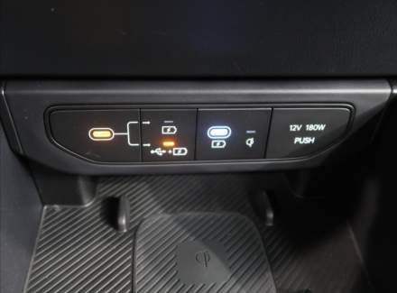 Kia - K4