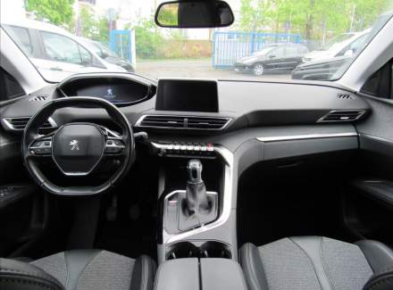 Peugeot - 3008
