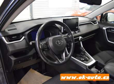 Toyota - RAV 4