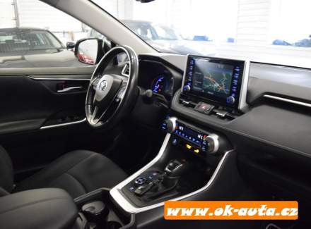 Toyota - RAV 4