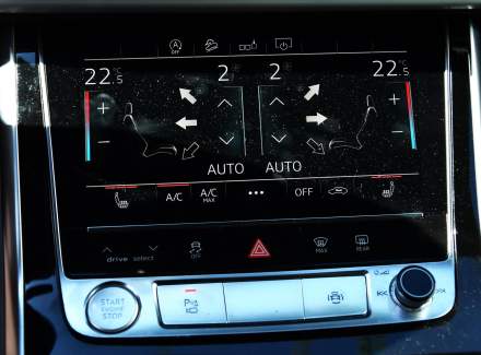 Audi - Q8