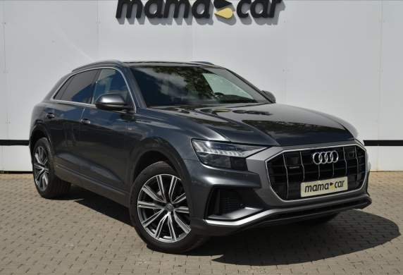 Audi - Q8