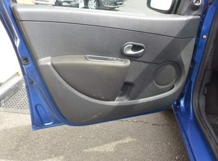 Renault - Clio