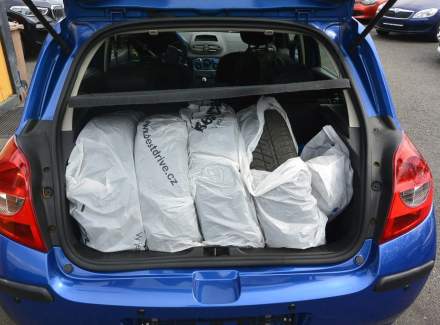 Renault - Clio