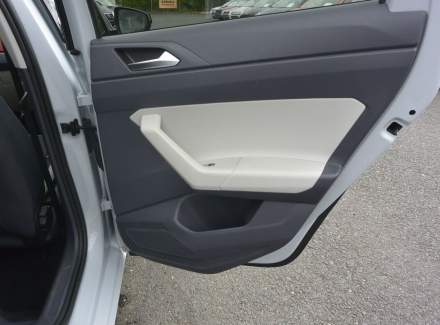 Volkswagen - Polo