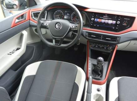 Volkswagen - Polo
