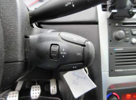 Peugeot - 307
