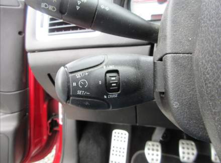 Peugeot - 307