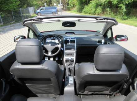 Peugeot - 307