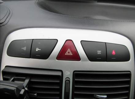 Peugeot - 307