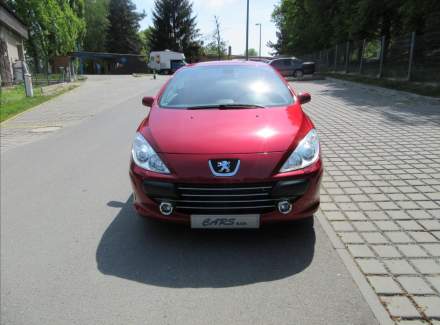 Peugeot - 307