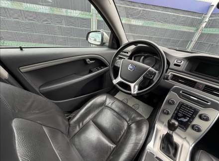 Volvo - V70