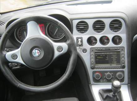 Alfa Romeo - 159