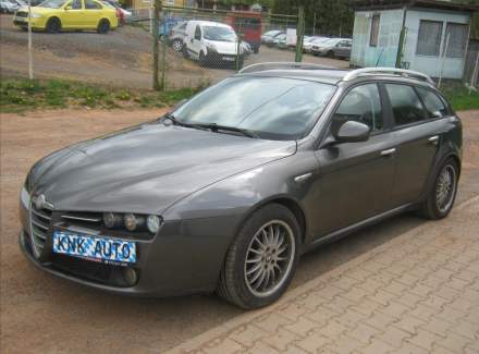 Alfa Romeo - 159