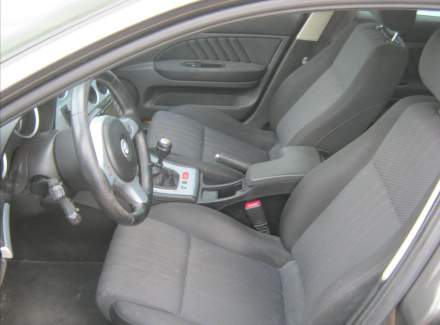 Alfa Romeo - 159