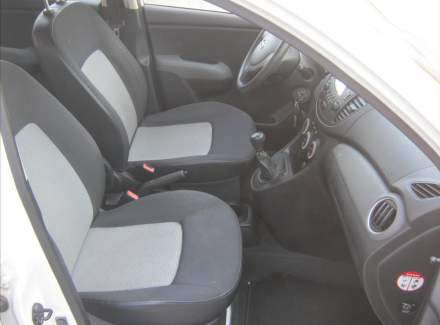 Hyundai - i10
