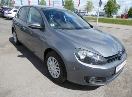 Volkswagen - Golf