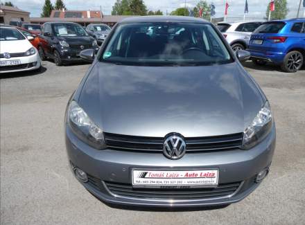 Volkswagen - Golf