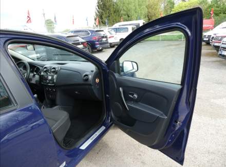 Dacia - Sandero