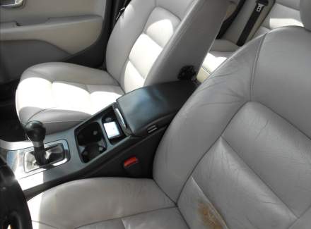 Volvo - V70
