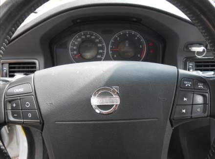 Volvo - V70