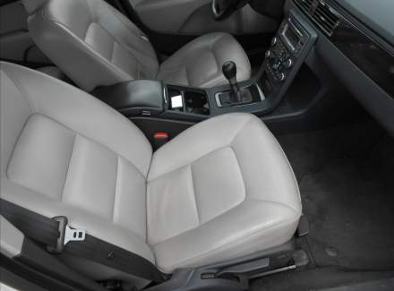 Volvo - V70