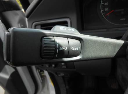 Volvo - V70
