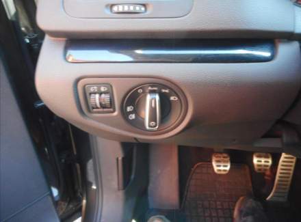 Volkswagen - Sharan