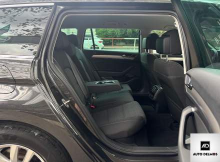 Volkswagen - Passat
