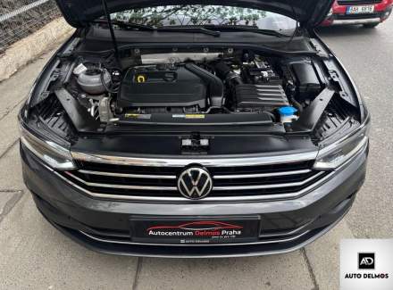 Volkswagen - Passat