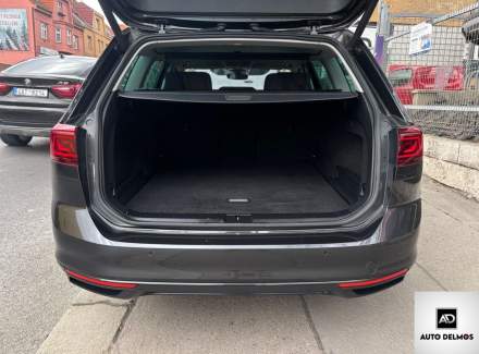 Volkswagen - Passat