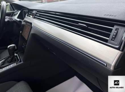Volkswagen - Passat
