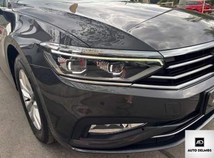 Volkswagen - Passat