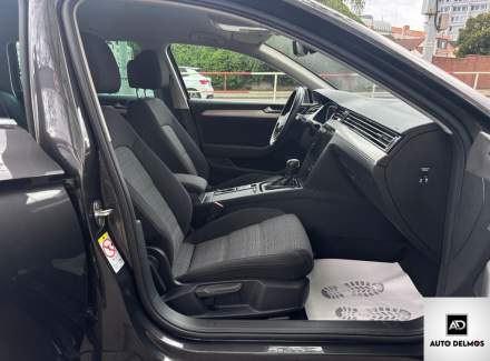 Volkswagen - Passat
