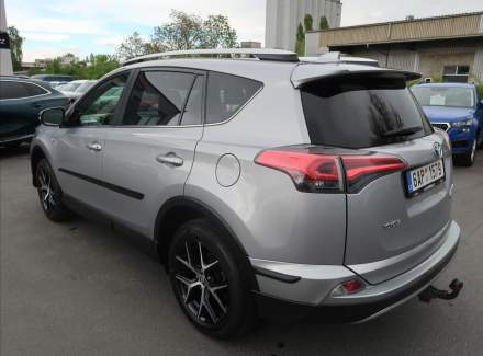 Toyota - RAV 4