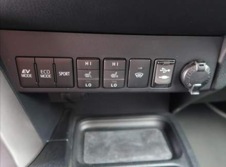 Toyota - RAV 4