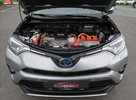Toyota - RAV 4