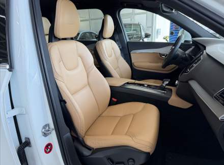 Volvo - XC90