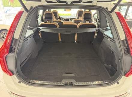 Volvo - XC90