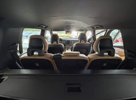 Volvo - XC90
