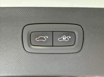 Volvo - XC90
