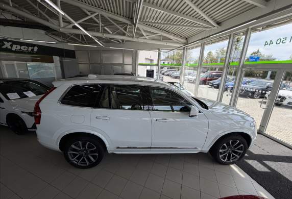 Volvo - XC90